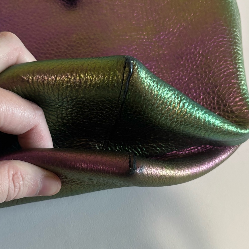 New Coach Iridescent Holographic Market Tote Bag - Picture 6 of 8